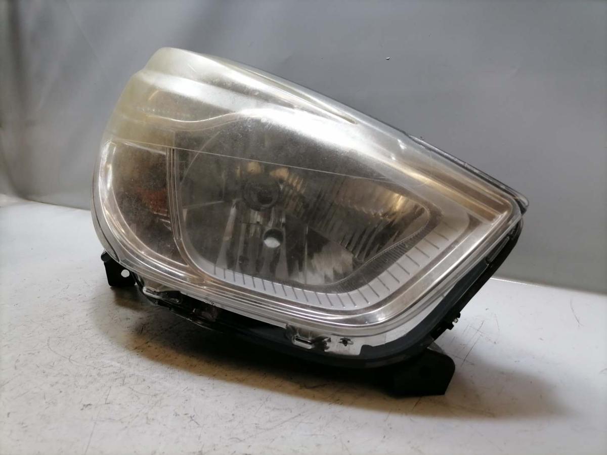 Dacia Lodgy original Scheinwerfer vorn rechts Halogen leicht vergilbt Bj.2013